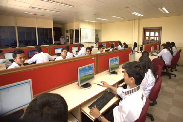 SRN Adarsh College campus in Bangalore, Karnataka, India — photo 5
