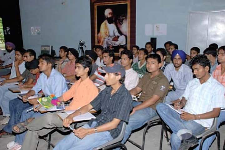 Government Polytechnic College campus in Moga, Punjab, India — photo 3
