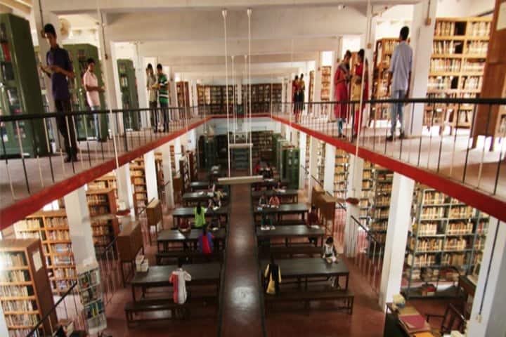 St Joseph's College campus in Kozhikode, Kerala, India — photo 3
