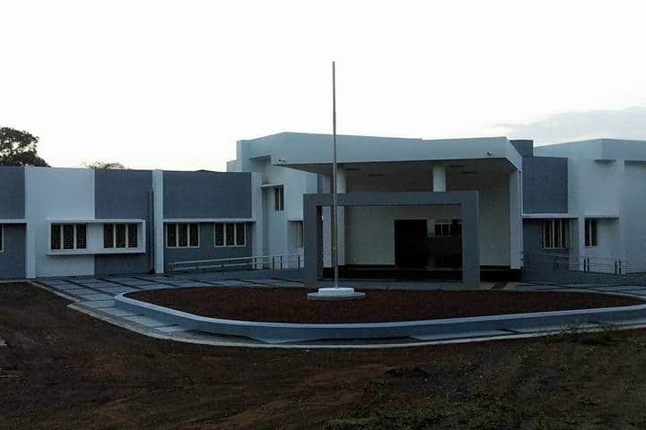Government Dental College campus in Thrissur, Kerala, India — photo 1