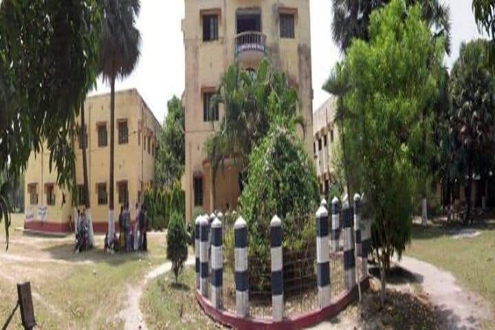 Dr Meghnad Saha College campus in Mirzatpur, West Bengal, India — photo 2