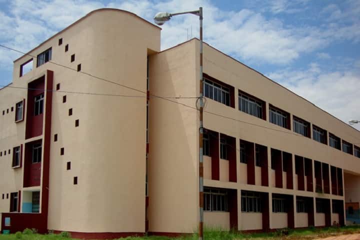 Saroj Mohan Institute of Technology campus in Hooghly, West Bengal, India — photo 1