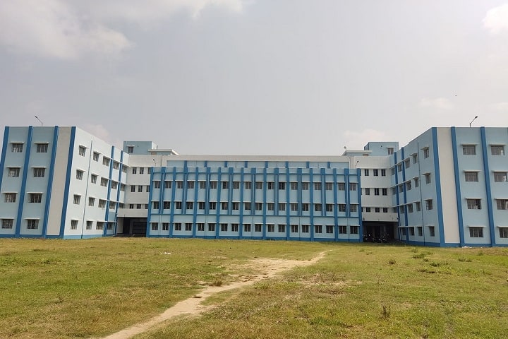 Itahar Government Polytechnic campus in Raiganj, West Bengal, India — photo 1