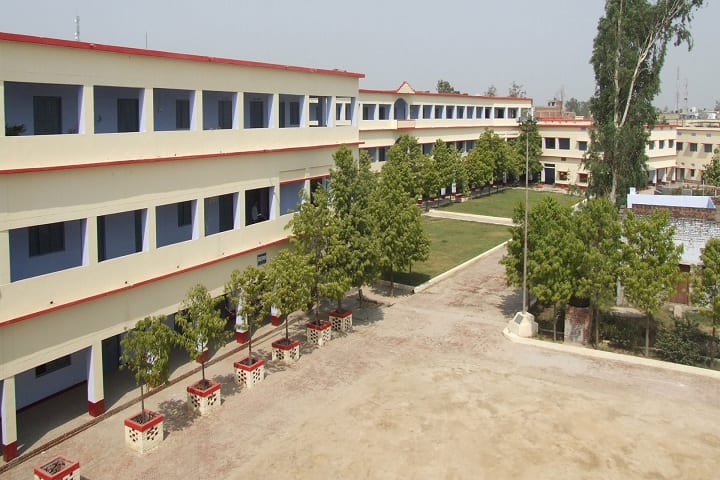 Dayanand Bachhrawan Post Graduate College campus in Raebareli, Uttar Pradesh, India — photo 1