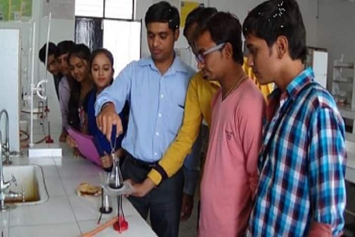 Pacific School of Engineering campus in Surat, Gujarat, India — photo 2