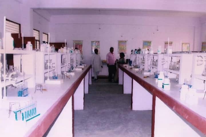 Pt Raj Narayan Mishra Degree College campus in Raebareli, Uttar Pradesh, India — photo 3