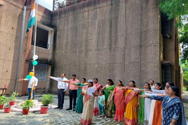 Indira Gandhi Rajkeeya Mahila Mahavidyalaya campus in Raebareli, Uttar Pradesh, India — photo 3
