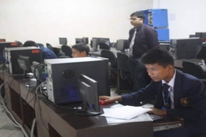 Surendra Institute of Engineering and Management campus in Siliguri, West Bengal, India — photo 2