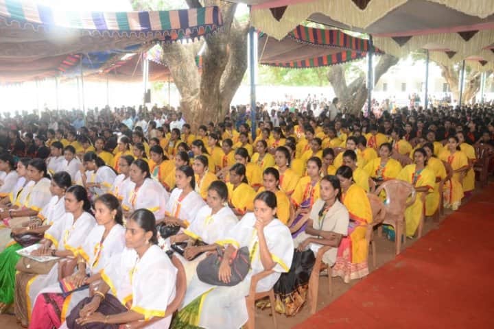 AVVM Sri Pushpam College campus in Thanjavur, Tamil Nadu, India — photo 3