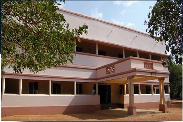 AVVM Sri Pushpam College campus in Thanjavur, Tamil Nadu, India — photo 6