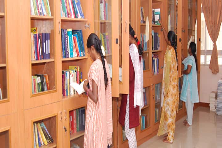 Tiruppur Kumaran College for Women campus in Tiruppur, Tamil Nadu, India — photo 3