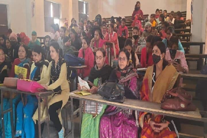 Indu Tapeshwar Singh Mahila College campus in Ghurdihan, Bihar, India — photo 2