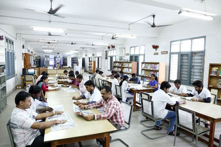 Dr Lankapalli Bullayya College of Engineering for Women campus in Visakhapatnam, Andhra Pradesh, India — photo 3