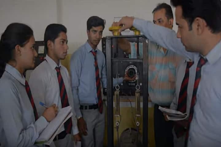 Amrapali Institute of Technology and Sciences campus in Haldwani, Uttarakhand, India — photo 4