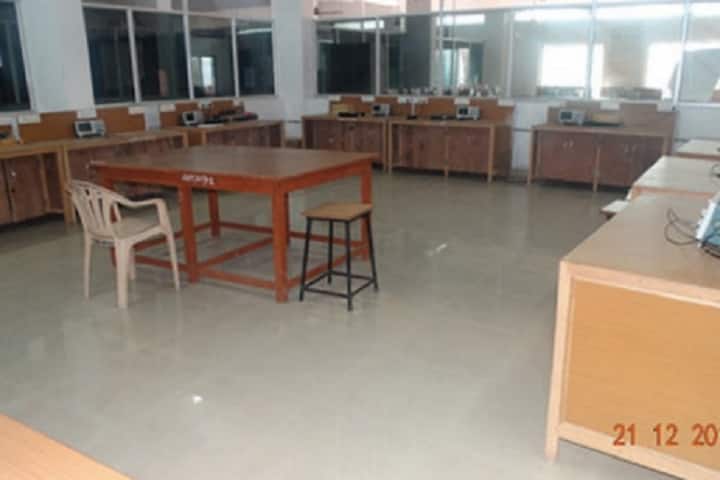 Gayatri Vidya Parishad College for Degree and PG Courses campus in Visakhapatnam, Andhra Pradesh, India — photo 3