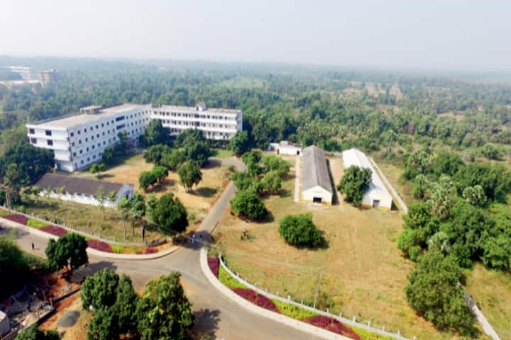 GIET Engineering College campus in Rajahmundry, Andhra Pradesh, India — photo 1