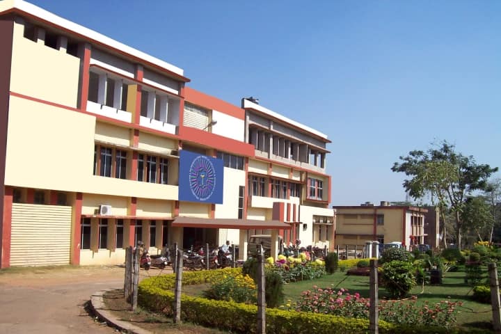 Dr Abhin Chandra Homoeopathic Medical College and Hospital campus in Bhubaneswar, Odisha, India — photo 2