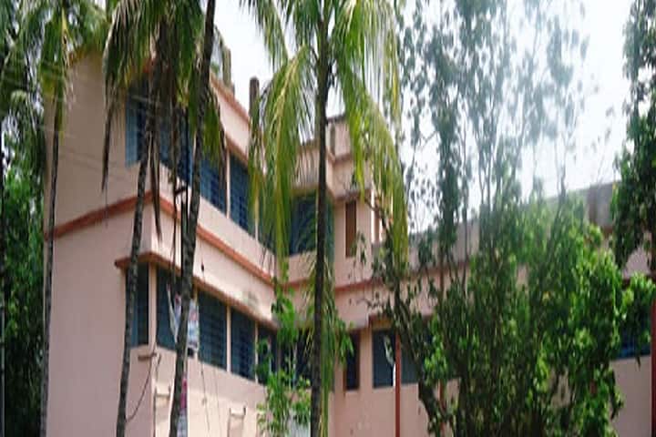 Amdanga Jugal Kishore Mahavidyalaya campus in Amdanga, West Bengal, India — photo 1