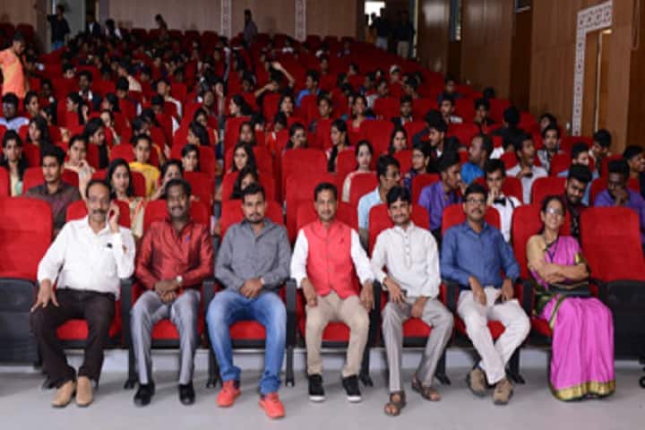 SSMRV Degree College campus in Bangalore, Karnataka, India — photo 3