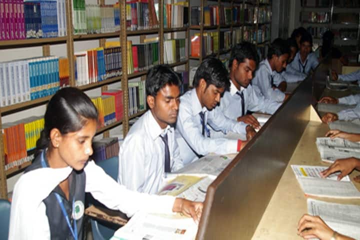 Vinayak Vidyapeeth campus in Meerut, Uttar Pradesh, India — photo 2