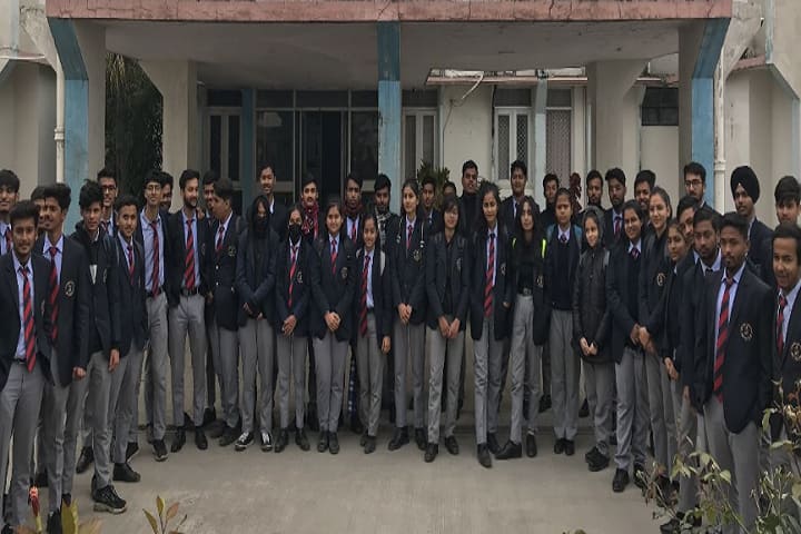 Amrapali Institute of Pharmacy campus in Haldwani, Uttarakhand, India — photo 6