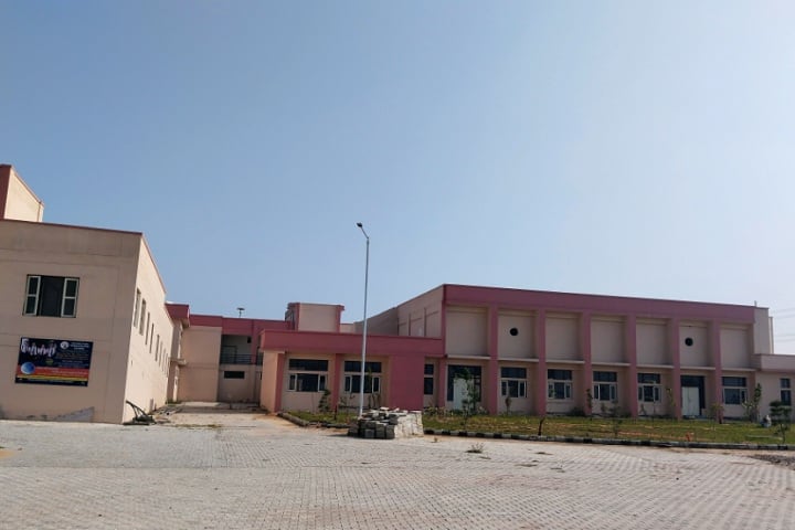 Government College campus in Farukh Nagar, Haryana, India — photo 2