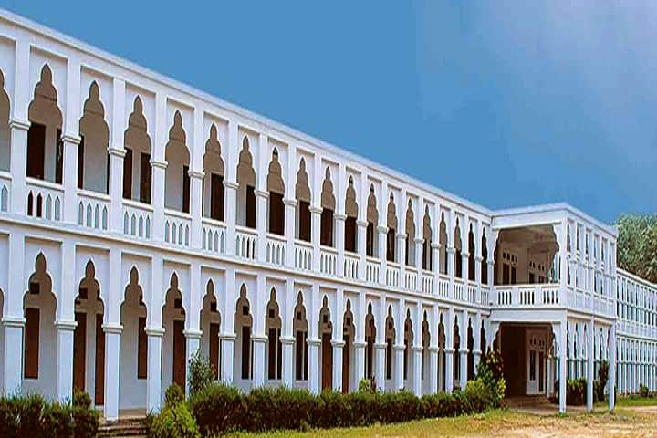 Mannaniya College of Arts and Science campus in Thiruvananthapuram, Kerala, India — photo 1