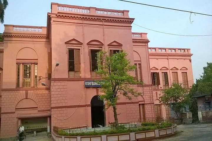 Hooghly Mohsin College campus in Hooghly, West Bengal, India — photo 1