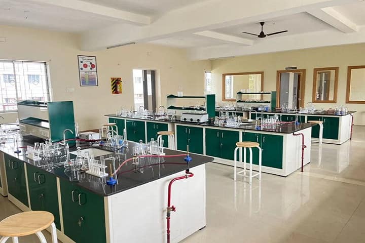 KS Rangasamy College of Pharmacy campus in Tiruchengode, Tamil Nadu, India — photo 6