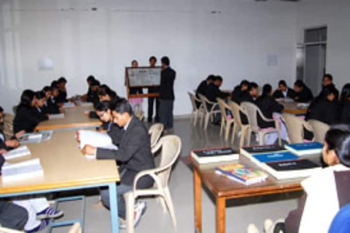 Himachal Institute of Technology campus in Sirmour, Himachal Pradesh, India — photo 2