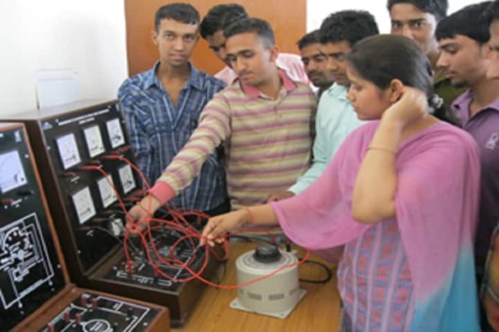KC Polytechnic campus in Pandoga, Himachal Pradesh, India — photo 3