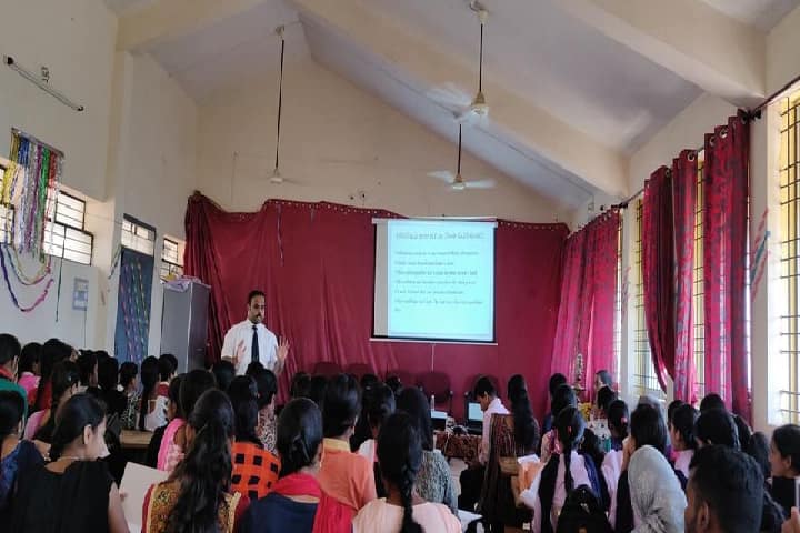 Government First Grade College campus in Yellapur, Karnataka, India — photo 2