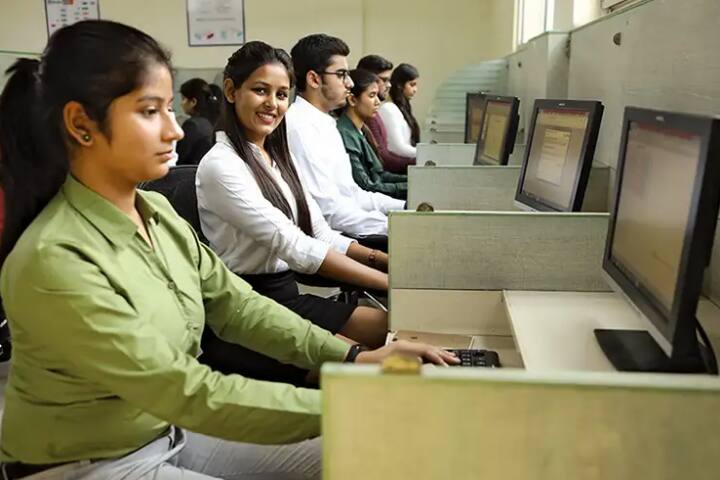 School Of Education And Humanities campus in Faridabad, Haryana, India — photo 5