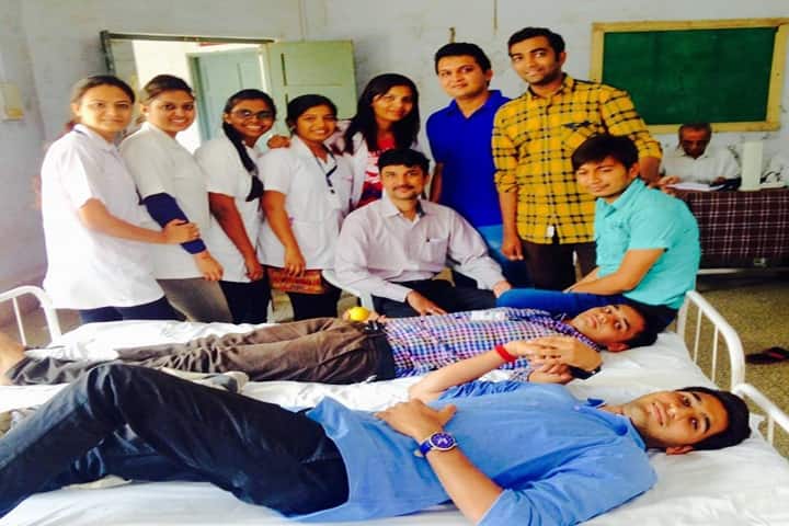 Anand Homoeopathic Medical College and Research Institute campus in Anand, Gujarat, India — photo 2