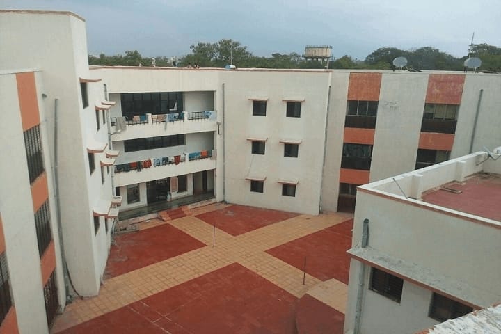 College of Veterinary and Animal Sciences campus in Parbhani, Maharashtra, India — photo 2