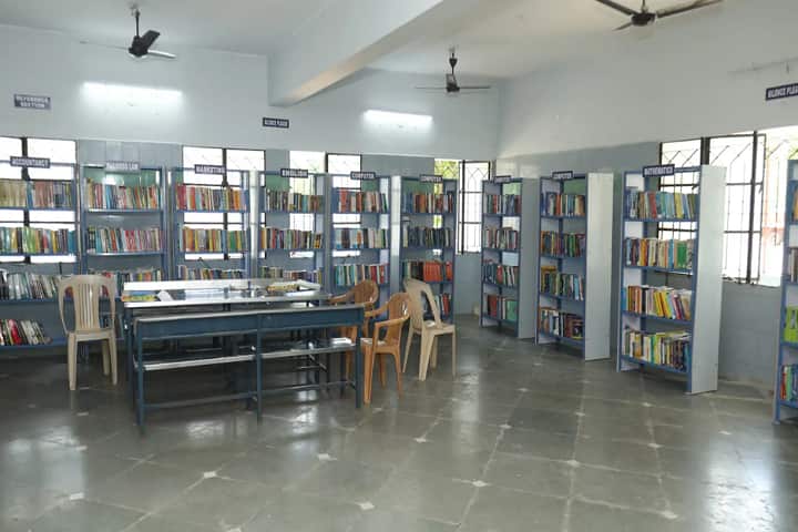 AL' Ameen Arts and Science College for Women campus in Kumbakonam, Tamil Nadu, India — photo 4