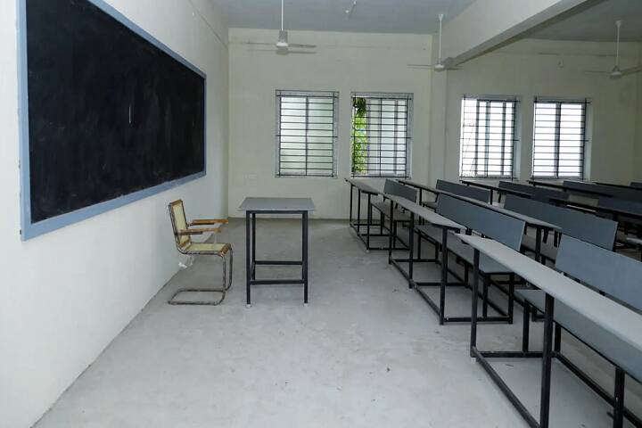 AL' Ameen Arts and Science College for Women campus in Kumbakonam, Tamil Nadu, India — photo 5
