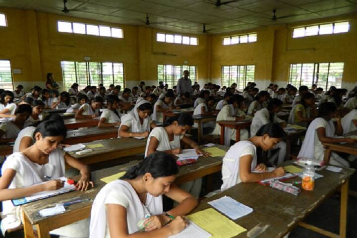 Karmashree Hiteswar Saikia College campus in Guwahati, Assam, India — photo 4