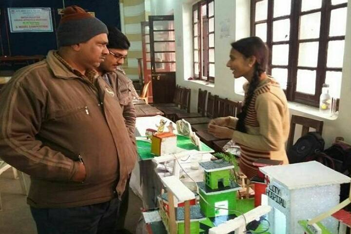 SN Sen Balika Vidyalaya Post Graduate College campus in Kanpur, Uttar Pradesh, India — photo 5