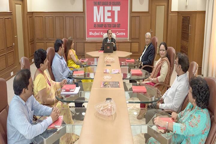 MET Institute of International Studies campus in Mumbai, Maharashtra, India — photo 5