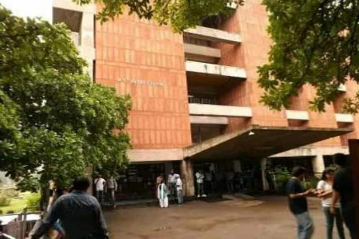 University Institute of Legal Studies campus in Chandigarh, India — photo 2