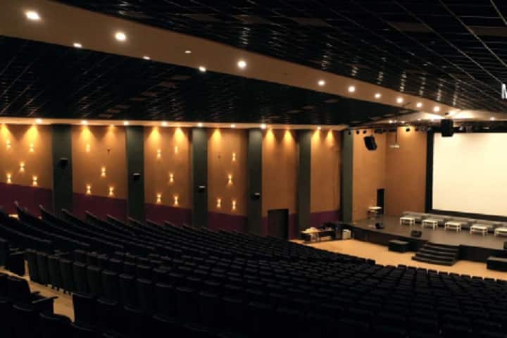 Malla Reddy University campus in Hyderabad, Telangana, India — photo 2