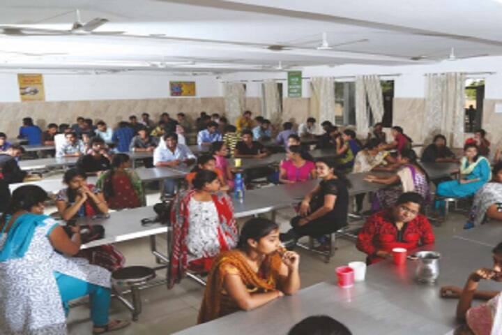 Malla Reddy University campus in Hyderabad, Telangana, India — photo 5
