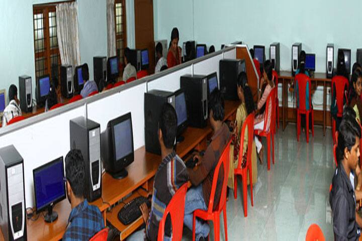 Ettumanoorappan College campus in Ettumanoor, Kerala, India — photo 6