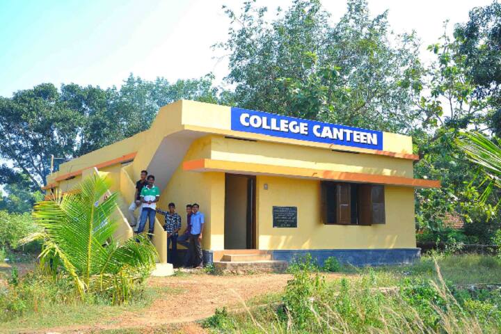 VTM NSS College campus in Thiruvananthapuram, Kerala, India — photo 5