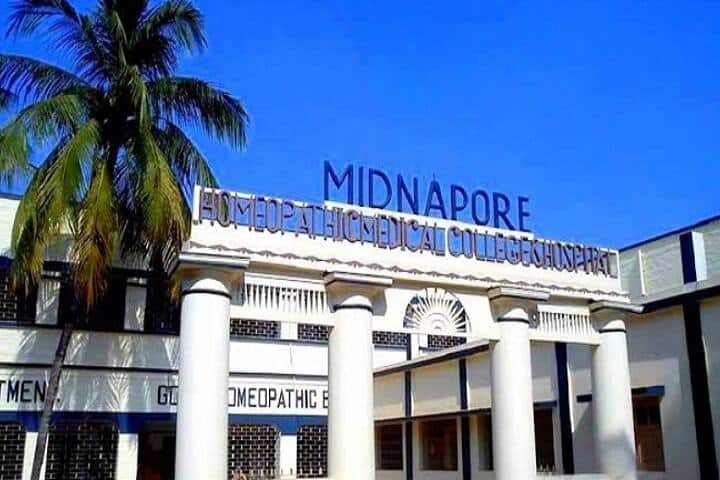 Midnapore Homoeopathic Medical College and Hospital campus in Midnapore, West Bengal, India — photo 1