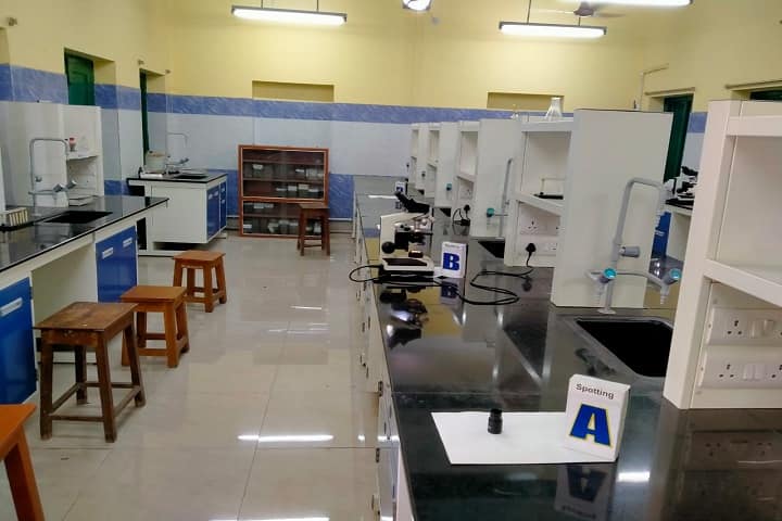 Midnapore Homoeopathic Medical College and Hospital campus in Midnapore, West Bengal, India — photo 5