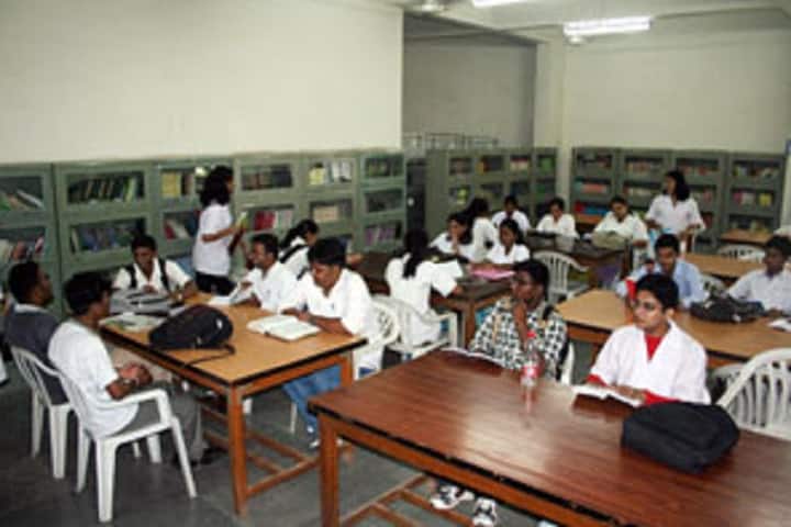Bharati Vidyapeeth Homoeopathic Medical College campus in Pune, Maharashtra, India — photo 4