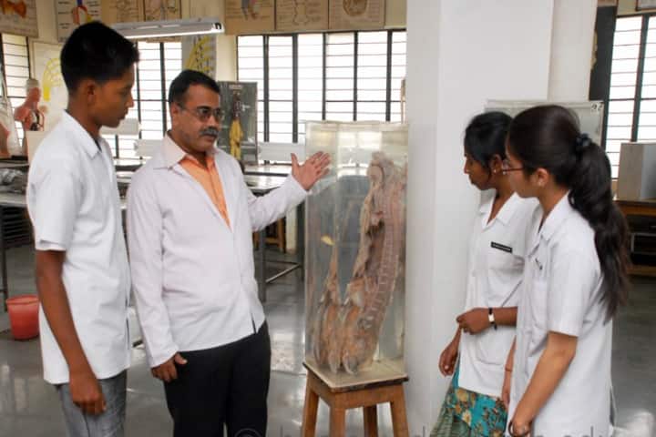 Bharati Vidyapeeth Homoeopathic Medical College campus in Pune, Maharashtra, India — photo 6