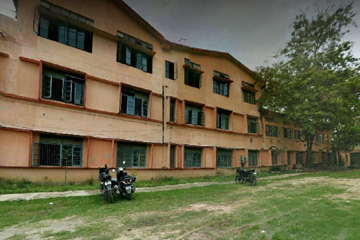 Guwahati College campus in Guwahati, Assam, India — photo 1
